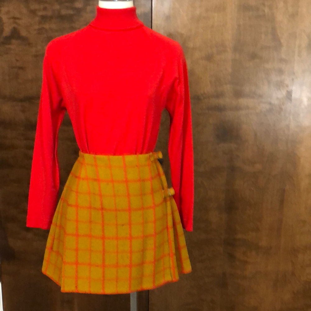 Vintage Reldon Skirt Fine Woolens Woven in Scotland
